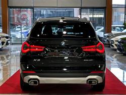 بی ئێم دەبڵیو X3